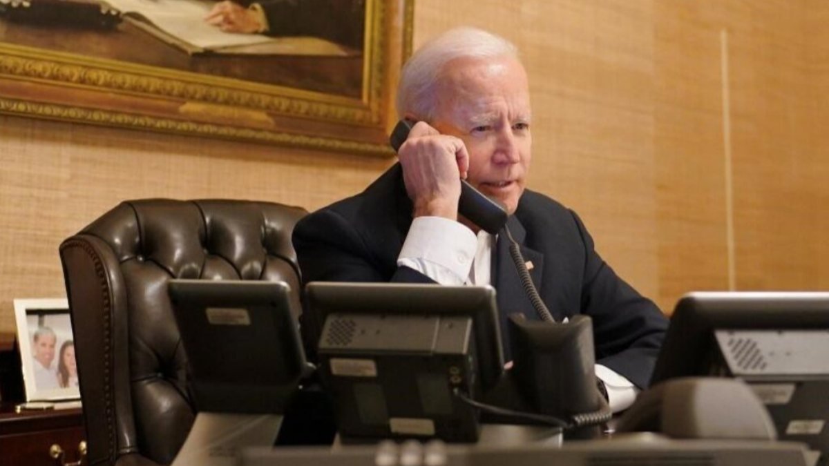 Joe Biden ve Ukrayna Devlet Başkanı Zelenskiy telefonda görüştü
