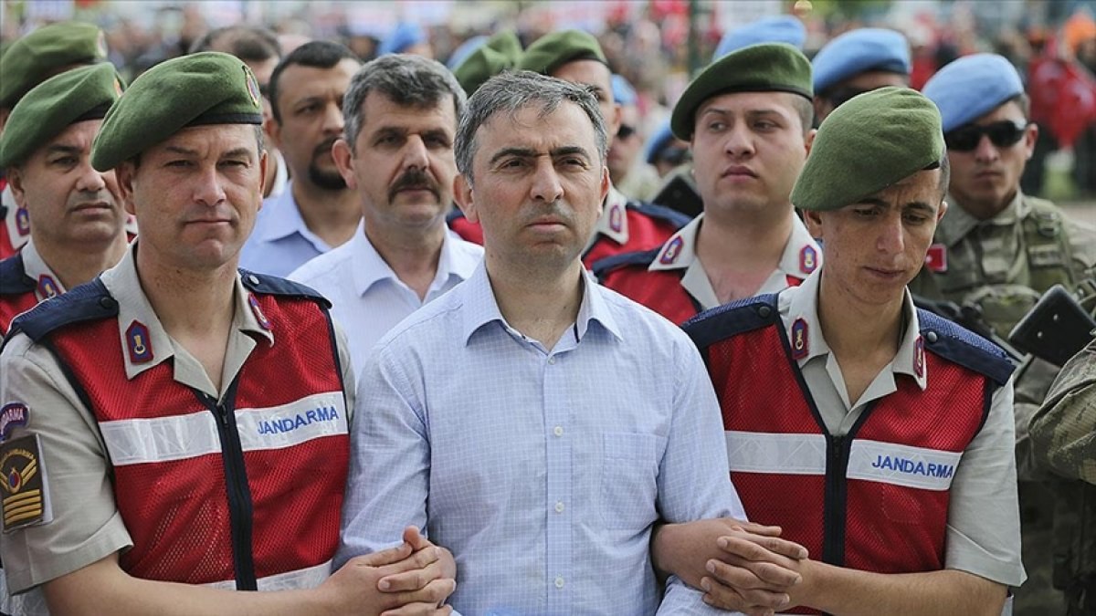 Muhafız Alayı'ndaki darbe girişimine ilişkin davada karar çıktı