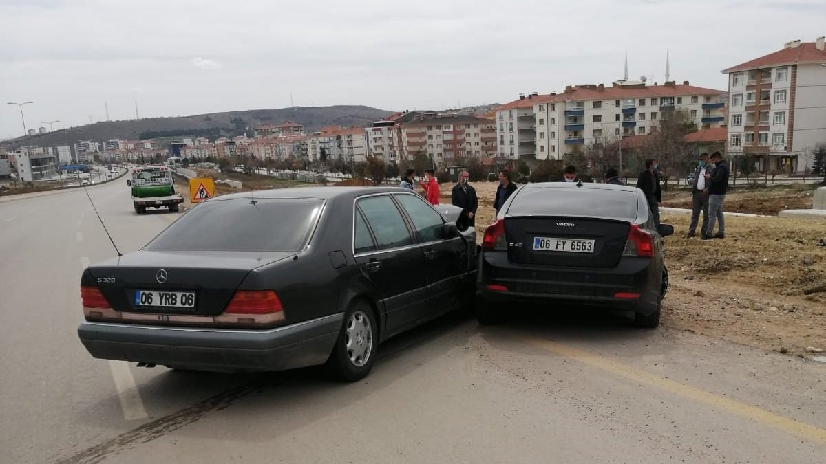 Ankara'da Zincirleme Kaza: 4 Yaralı