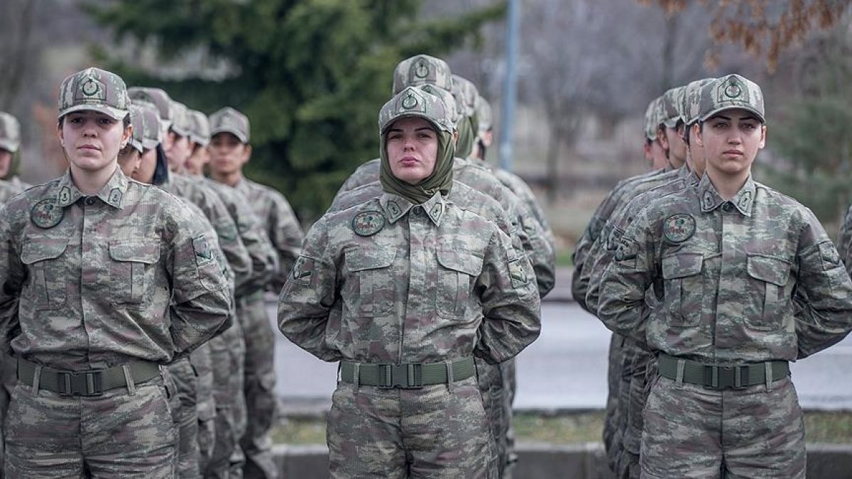 Danıştay’dan TSK’da başörtüsüne izin geldi