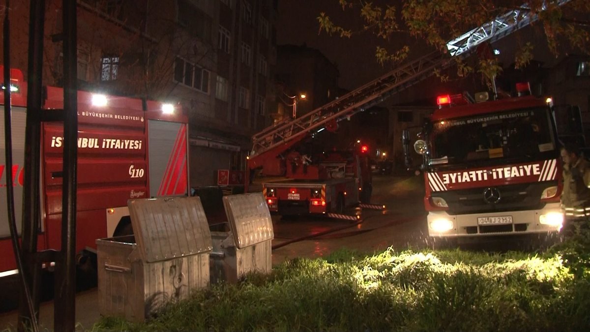 İstanbul'da açık unuttuğu elektrikli soba, evi yaktı