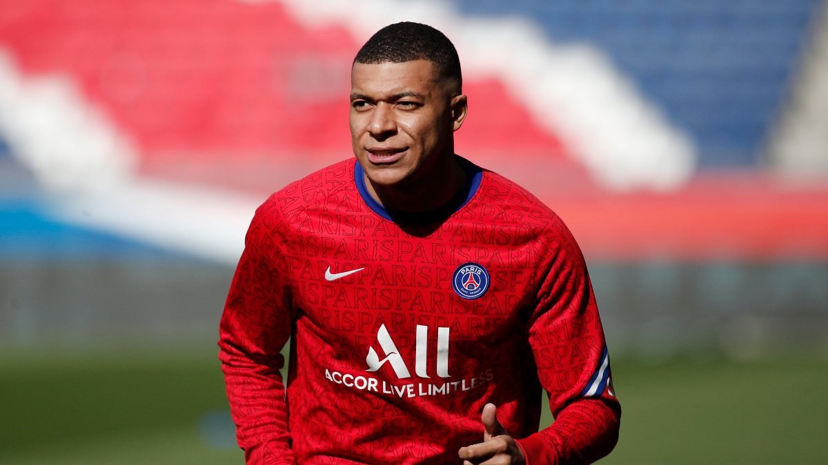 İspanyol medyası: Mbappe Real Madrid forması giyecek