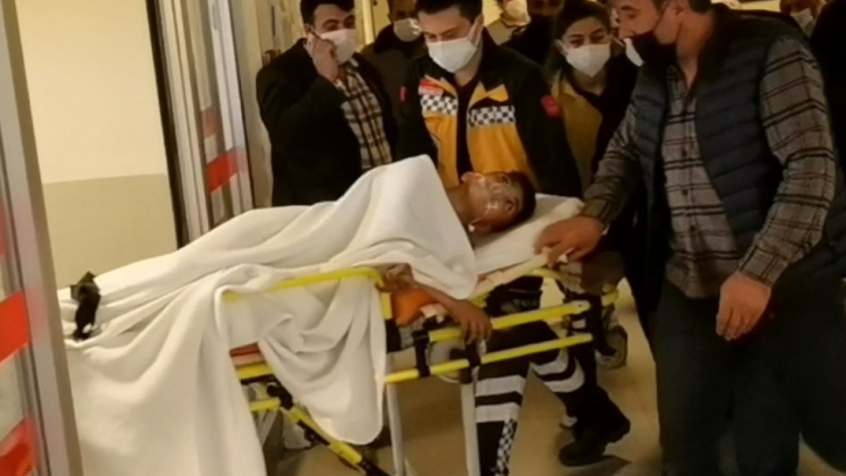Bursa'da tiner tenekesini yakmaya çalışırken patlamada yaralandı