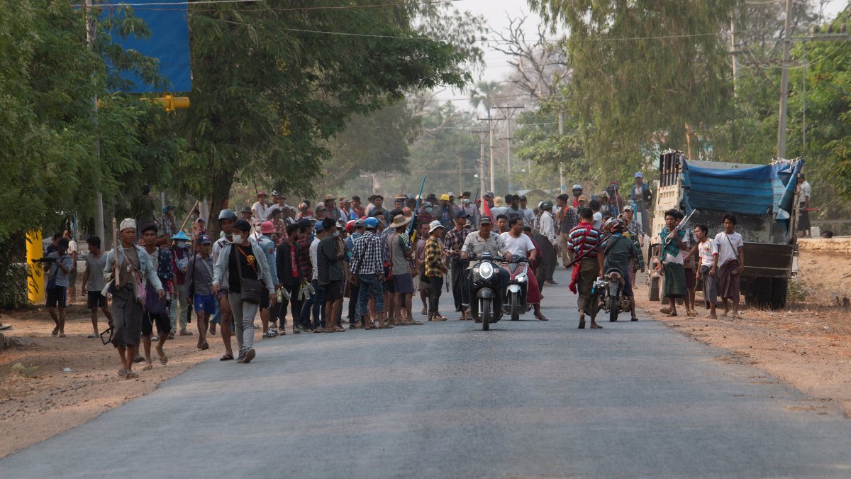 Myanmar ordusu, 19 kişiye idam cezası verdi