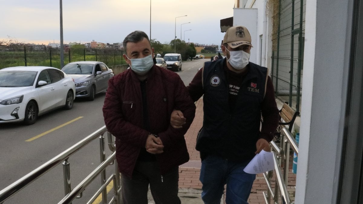 Adana'da FETÖ operasyonu: 3 gözaltı