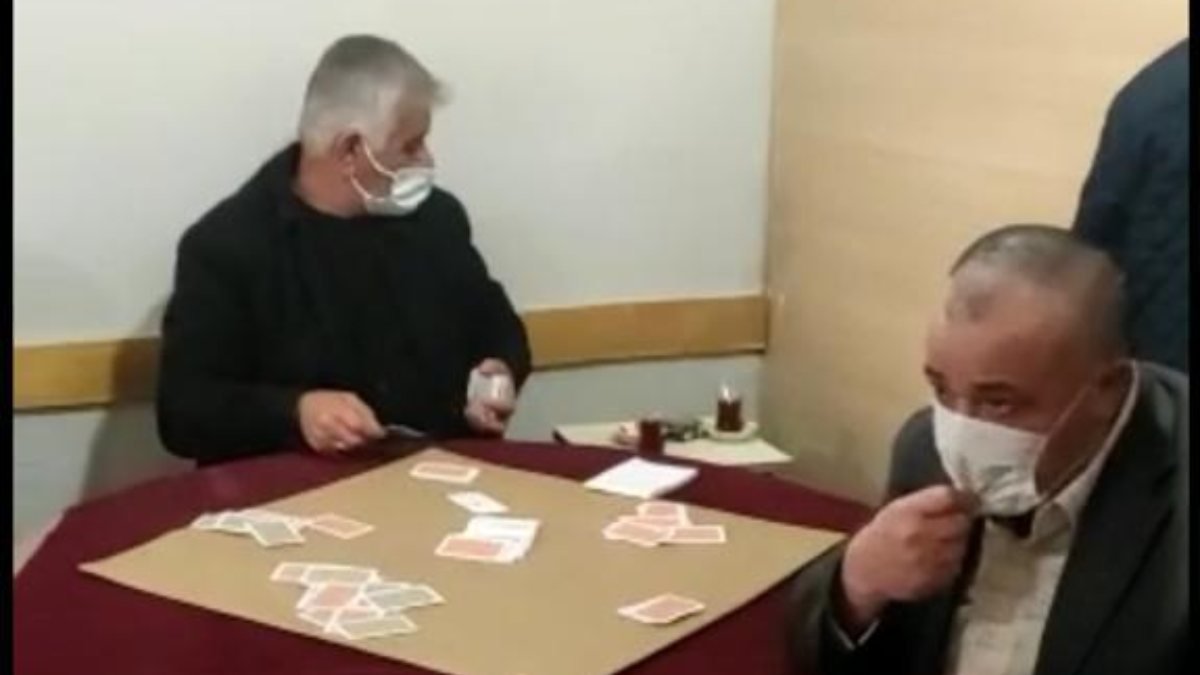 Kırıkkale'de kumar oynayan 19 kişiye 118 bin lira ceza yazıldı