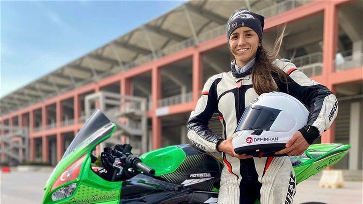 Avrupa Kadınlar Kupası'nın ilk Türk kadın motosikletçisi: İlayda Yağmur Yılmaz