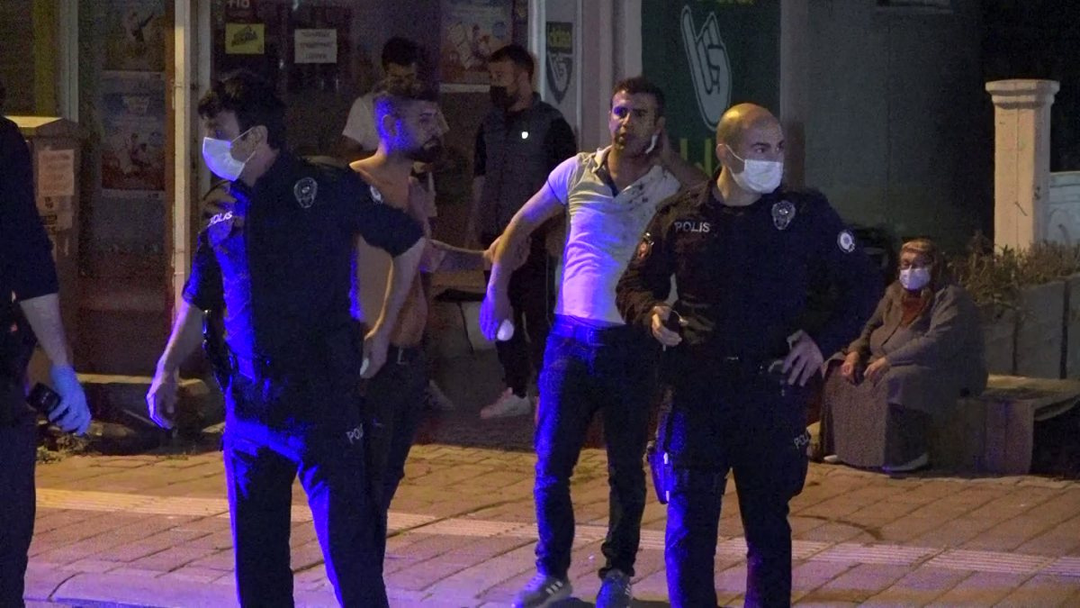 Antalya'da sokağa çıkma kısıtlamasındaki kavgada 4 kişi yaralandı