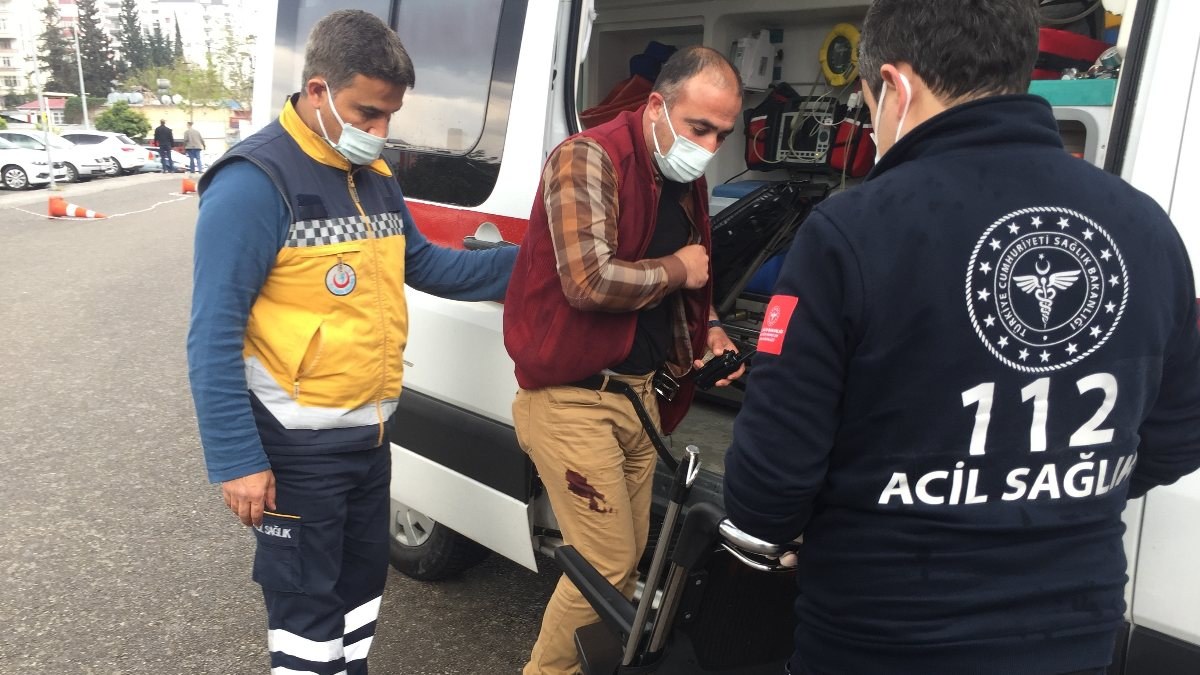 Adana'da taksiciye, yolcunun sevgilisi saldırdı