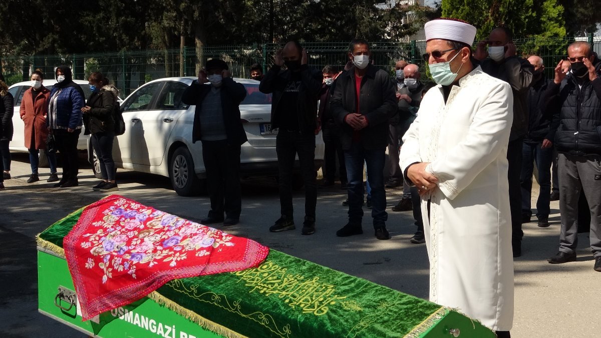 Bursa'da eşi tarafından öldürülen Aygül Yıldız, bugün defnedildi
