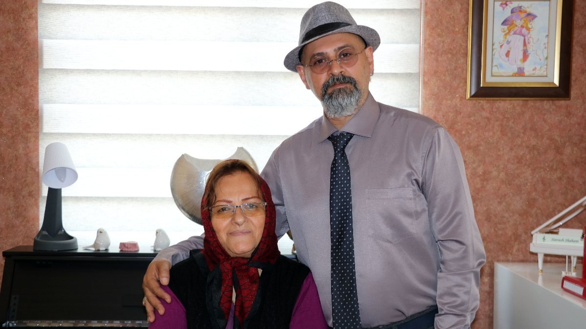 İran'dan gelen kadın, Antalya'da 20 günde koronavirüs aşısı oldu