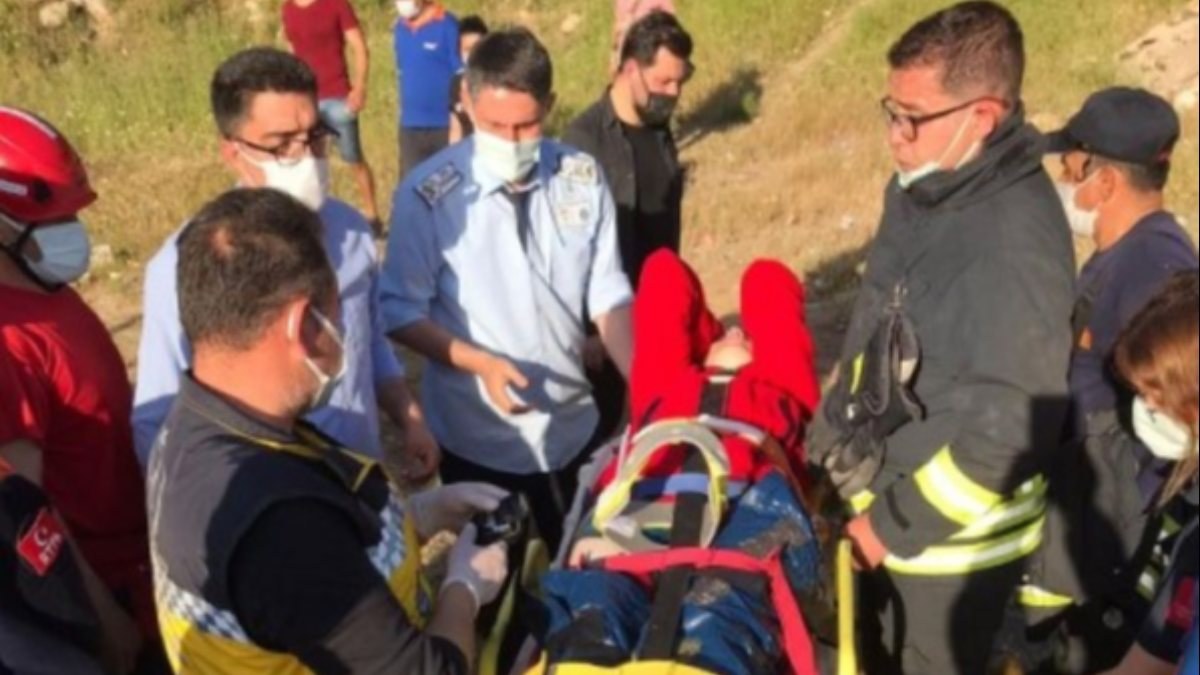 Marmaris’te doğa yürüyüşünde yaralanan kadın kurtarıldı