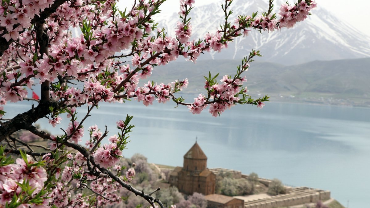 Akdamar Adası'nda hafta sonu kısıtlama sessizliği