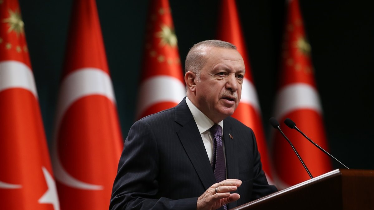 Cumhurbaşkanı Erdoğan'dan özel hastanelerde aşı hizmet bedeli açıklaması