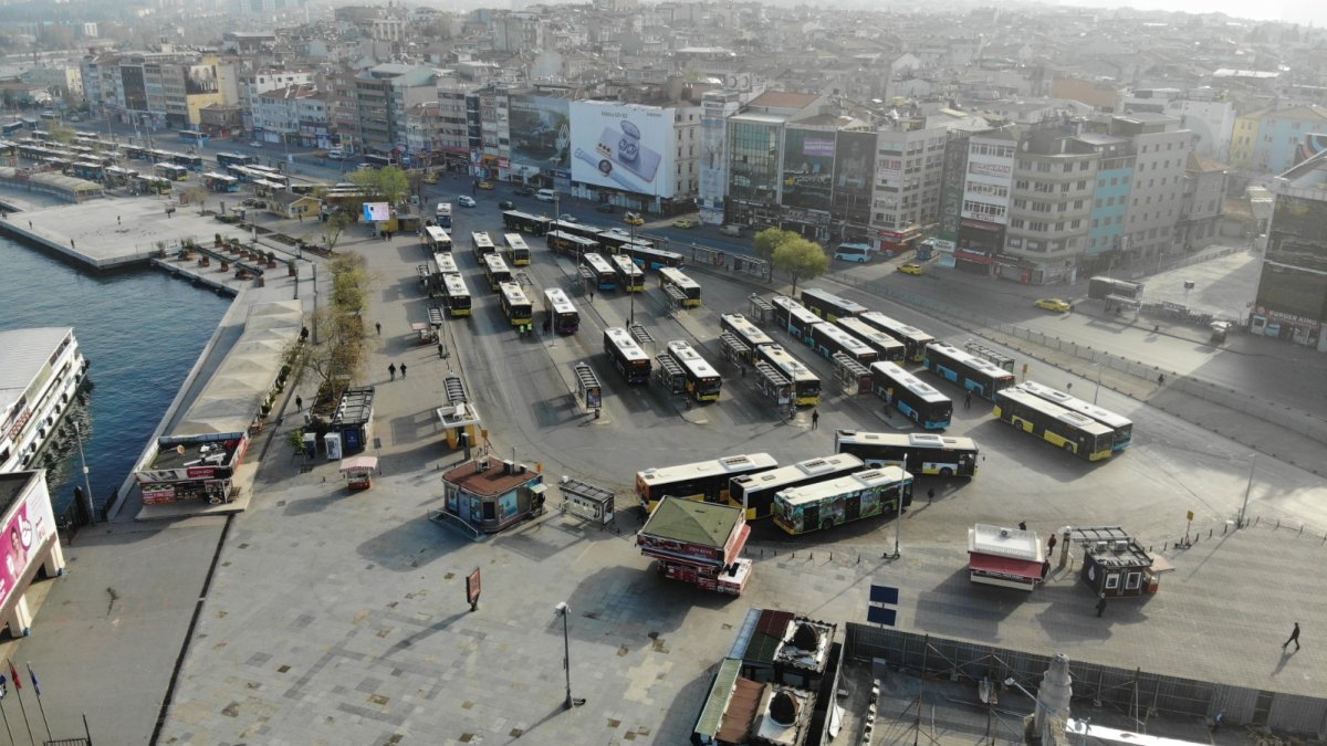 Üsküdar ve Kadıköy'de kapanma sessizliği