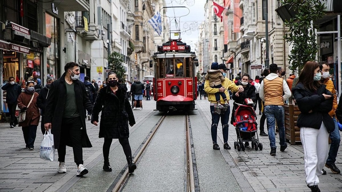 Bayram sonrası normalleşme nasıl olacak, tam açılma olacak mı? Sağlık Bakanı Koca yanıtladı