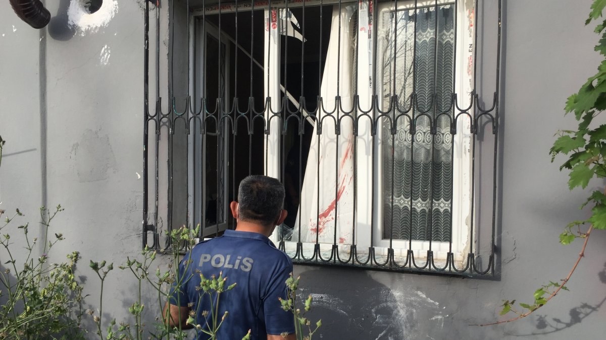 Adana’da evde patlama: 3 ağır yaralı