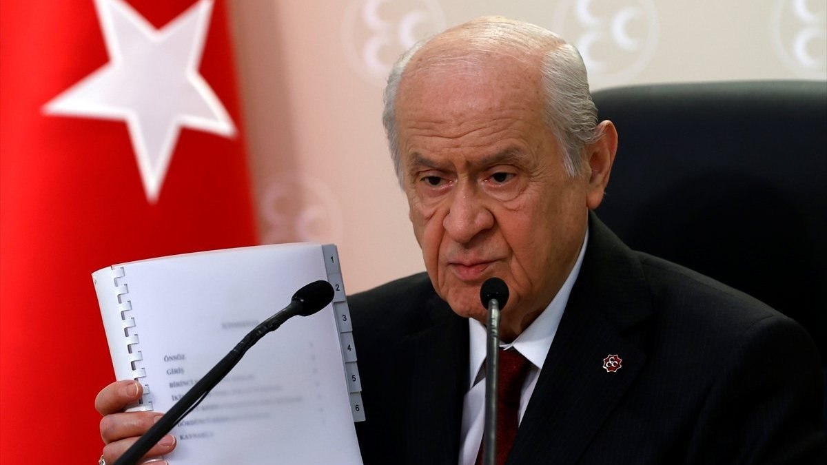 AK Parti'den Bahçeli'nin Anayasa Hazırlığına Ilişkin Ilk Açıklama