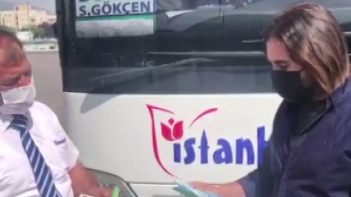 İstanbul'da otobüste unutulan 4 bin euro sahibine teslim edildi