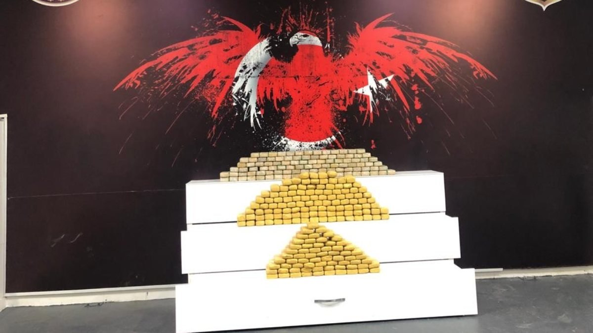 Kocaeli’de 139 kilo 350 gram uyuşturucu ele geçirildi