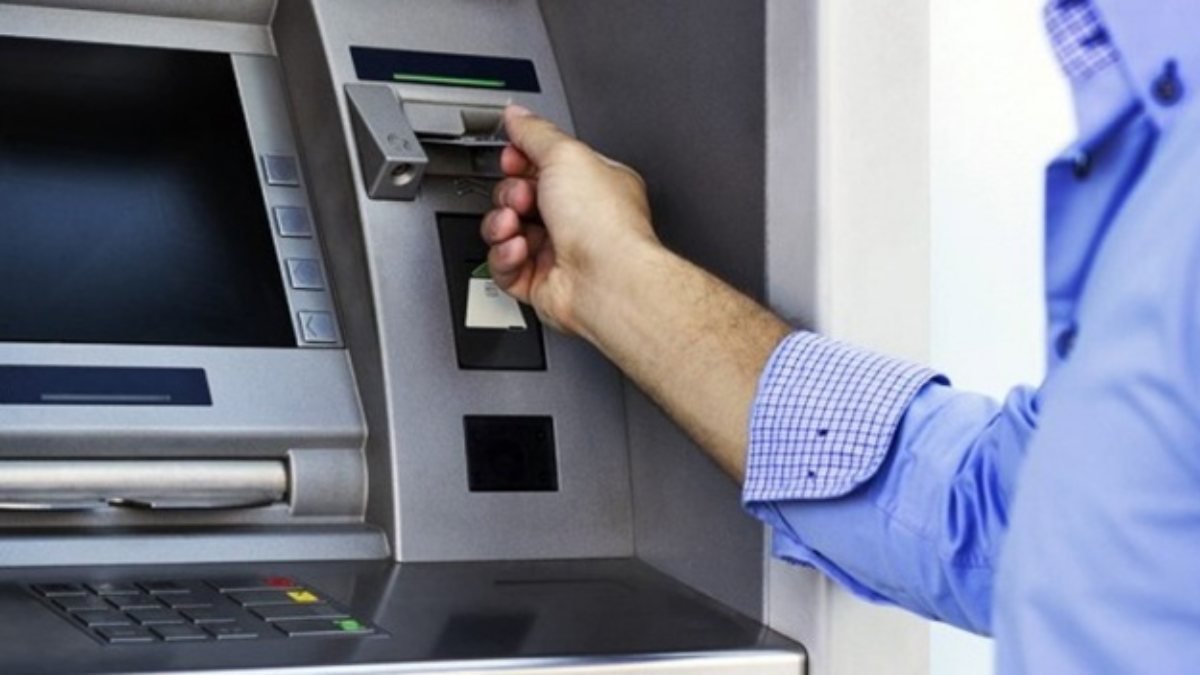 Bankamatiğe gitmek yasak mı? Tam kapanmada ATM'ye gidilebilir mi?