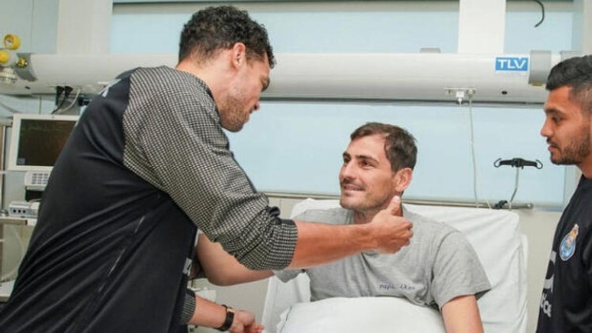 Iker Casillas hastaneye kaldırıldı