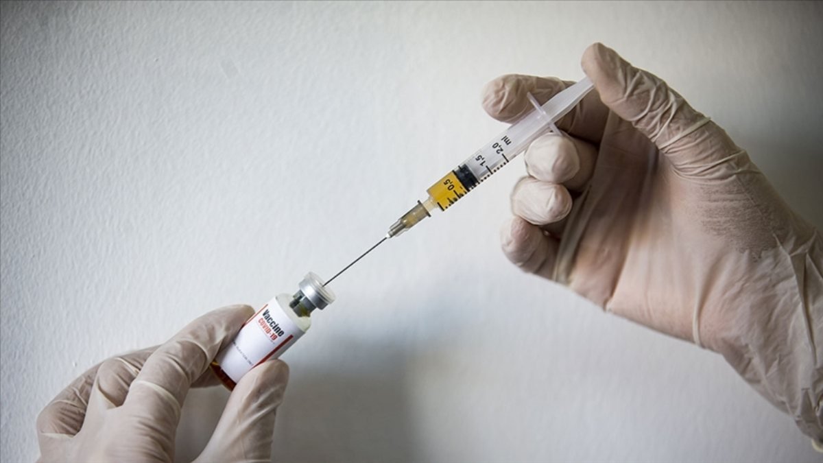 Almanya’da aşı olanlar kısıtlamalardan muaf olacak