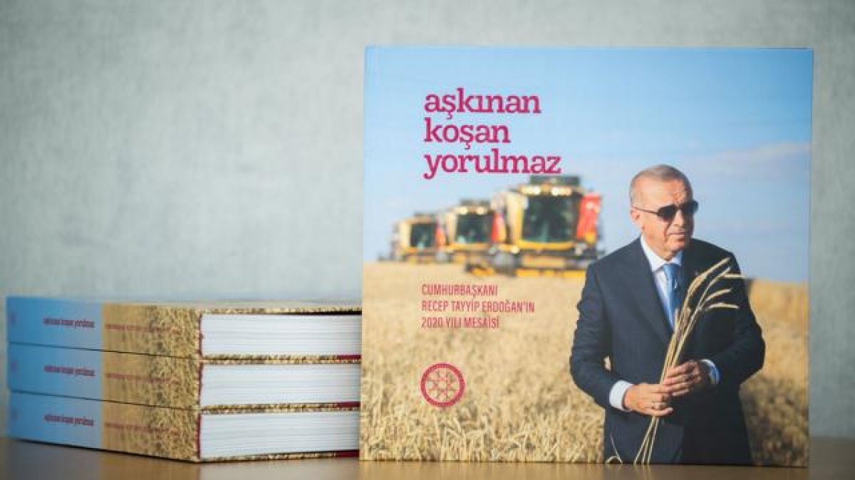 Cumhurbaşkanı Erdoğan'ın 'Aşkınan Koşan Yorulmaz' isimli kitabı yayınlandı