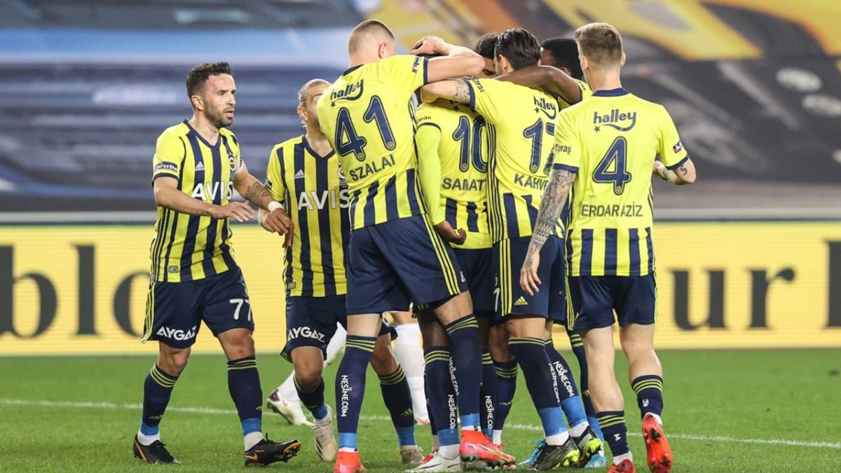 Fenerbahçe-Sivasspor maçının muhtemel 11’leri