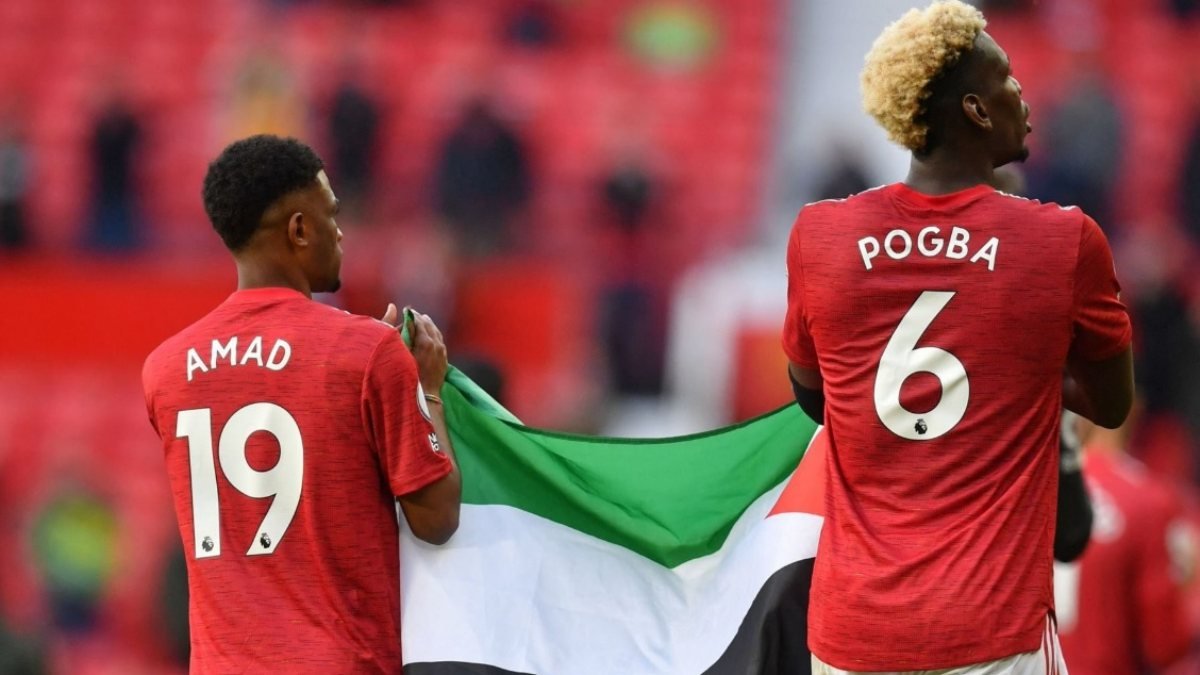 Pogba ve Diallo, maçtan sonra Filistin bayrağı açtı