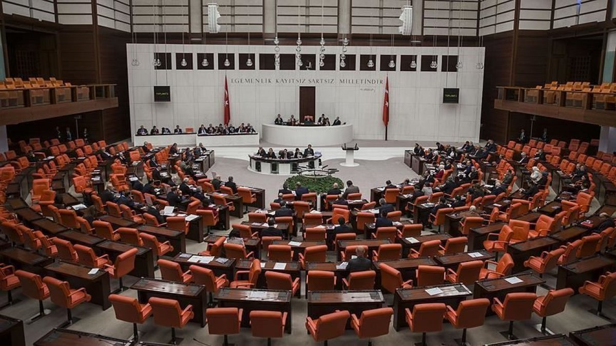 AK Parti'den yeni torba yasa teklifi