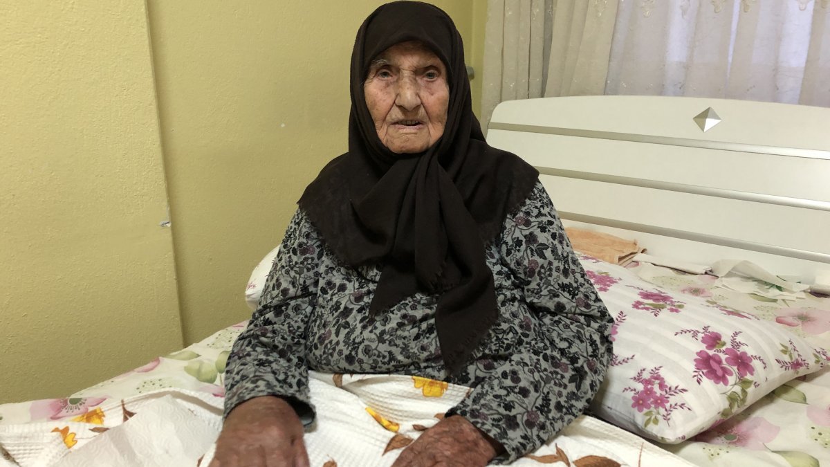 Konyalı 100 yaşındaki Peten Nine'nin Cumhurbaşkanı Erdoğan sevgisi