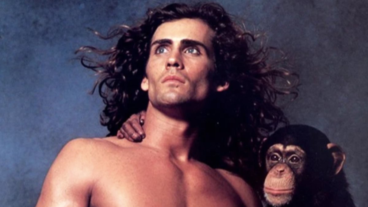 'Tarzan' rolüyle tanınan ABD'li oyuncu Joe Lara'nın içinde bulunduğu uçak düştü