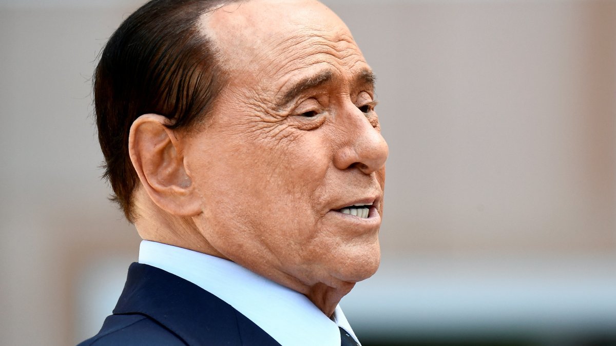 Silvio Berlusconi: Sağlığım iyiye gidiyor