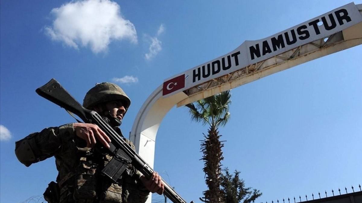 MSB: Suriye ve Irak'tan ülkeye girmeye çalışan 9 kişi yakalandı