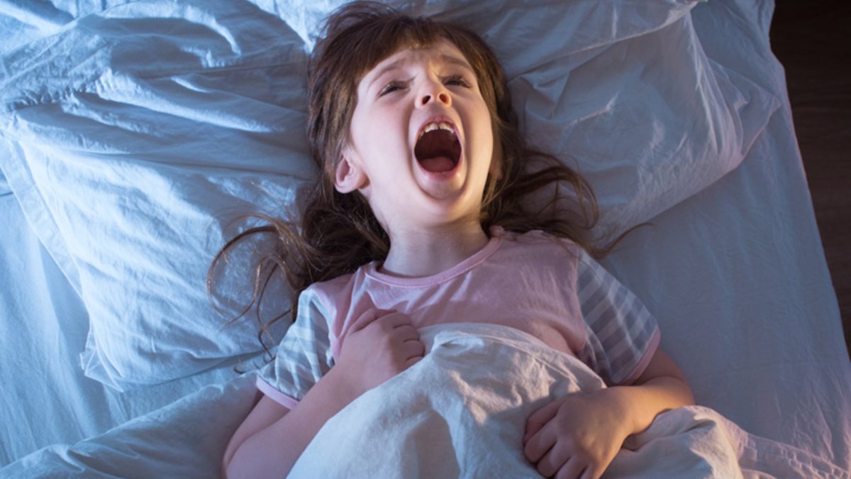 Aile içi olumsuzluklar çocukların uykusunu etkileyebilir