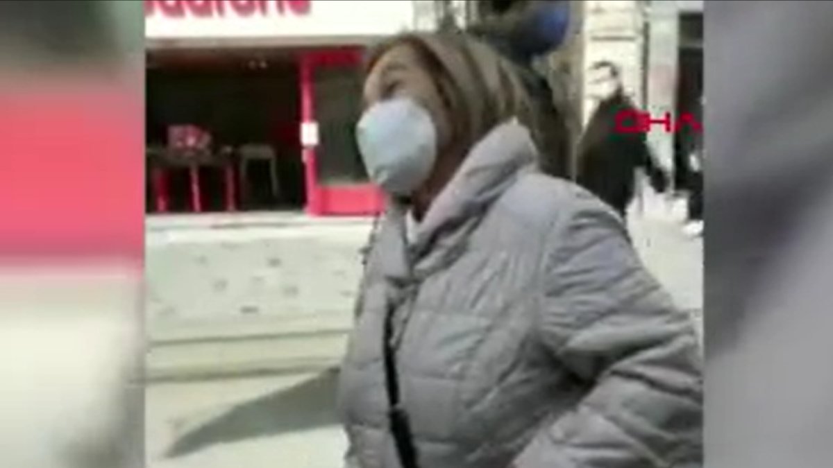 Taksim’de, çarşaflılara hakaret eden kadına dava açıldı