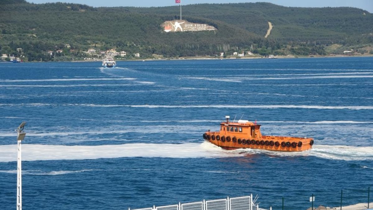 Çanakkale’de müsilaj temizliği devam ediyor