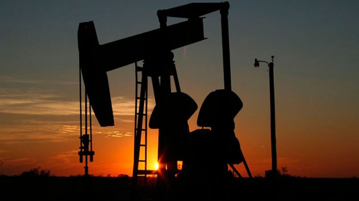ABD petrol stokları 2.11 milyon varil azalınca fiyatlar yükseldi