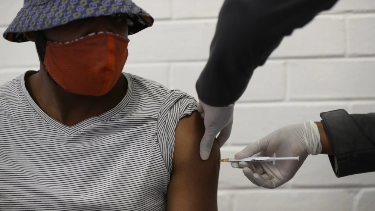 DSÖ: G7'nin 870 milyon doz aşı hibe etmesi yetmez