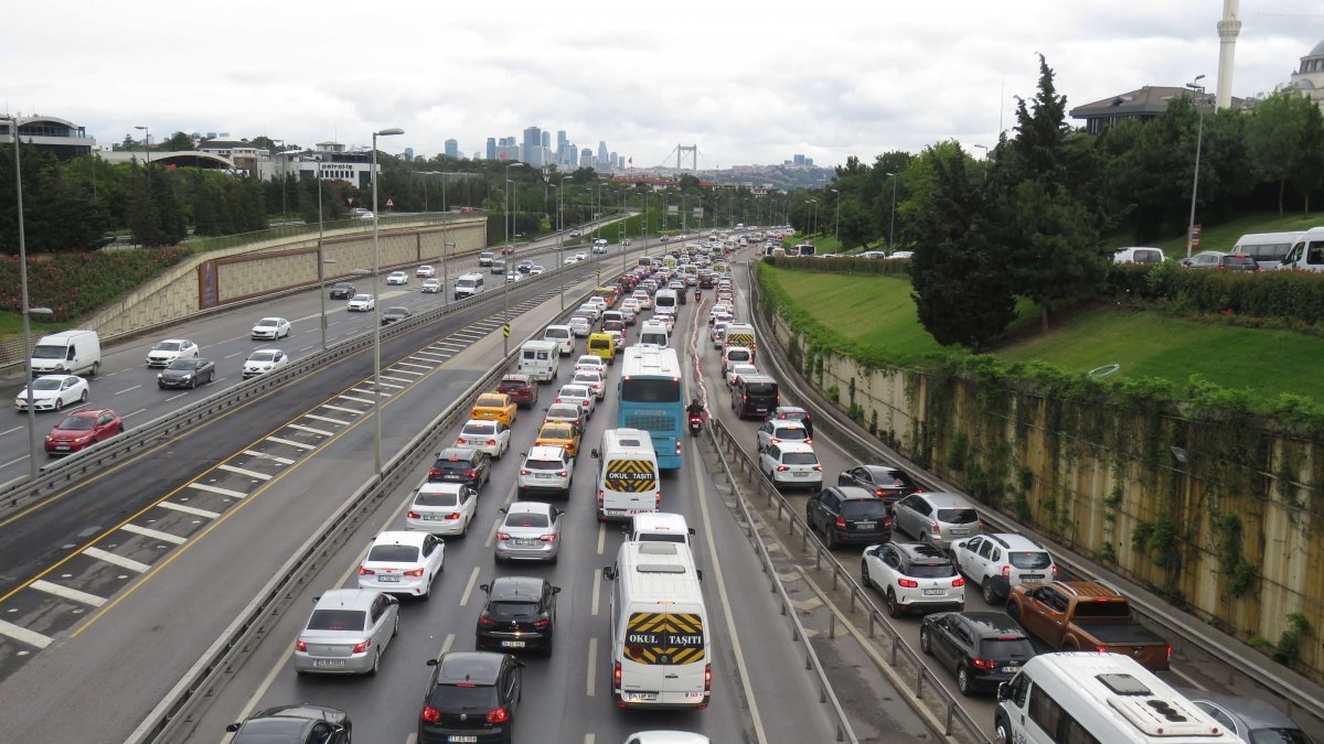 İstanbul’da pazartesi trafiği