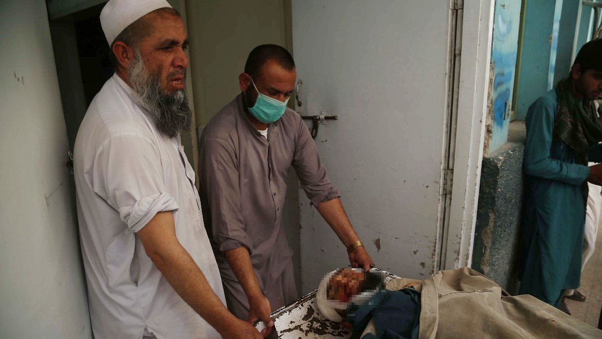 Afganistan’da aşı görevlilerine silahlı saldırı