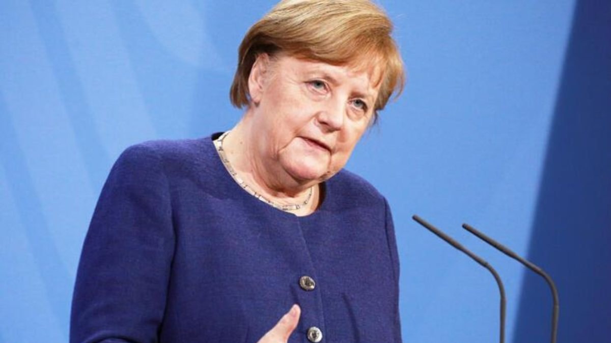 Angela Merkel: Belirli konuları şekillendirmek istiyorsak Türkiye ile bağımlıyız