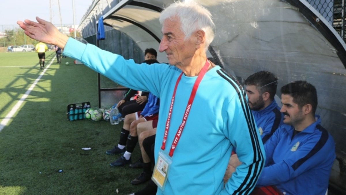 Esnafspor’un 58 yıllık antrenörü
