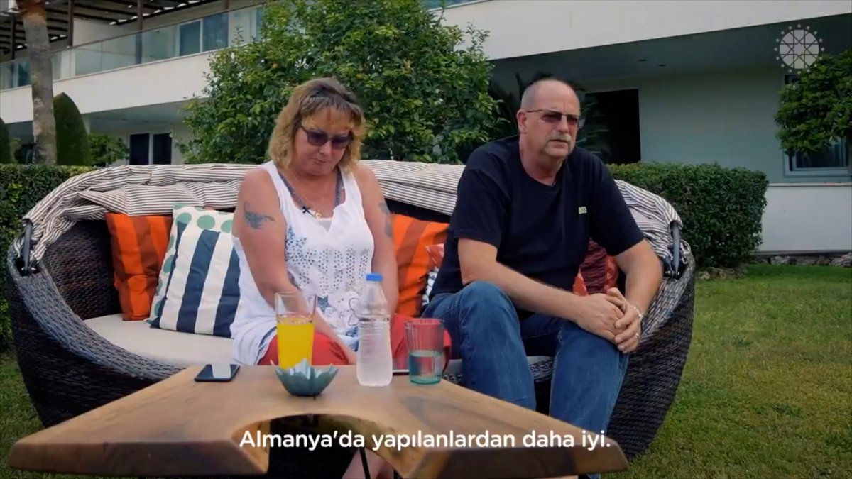 Antalya'da yaşayan Alman çiftten Türkiye'deki sağlık sistemine övgüler