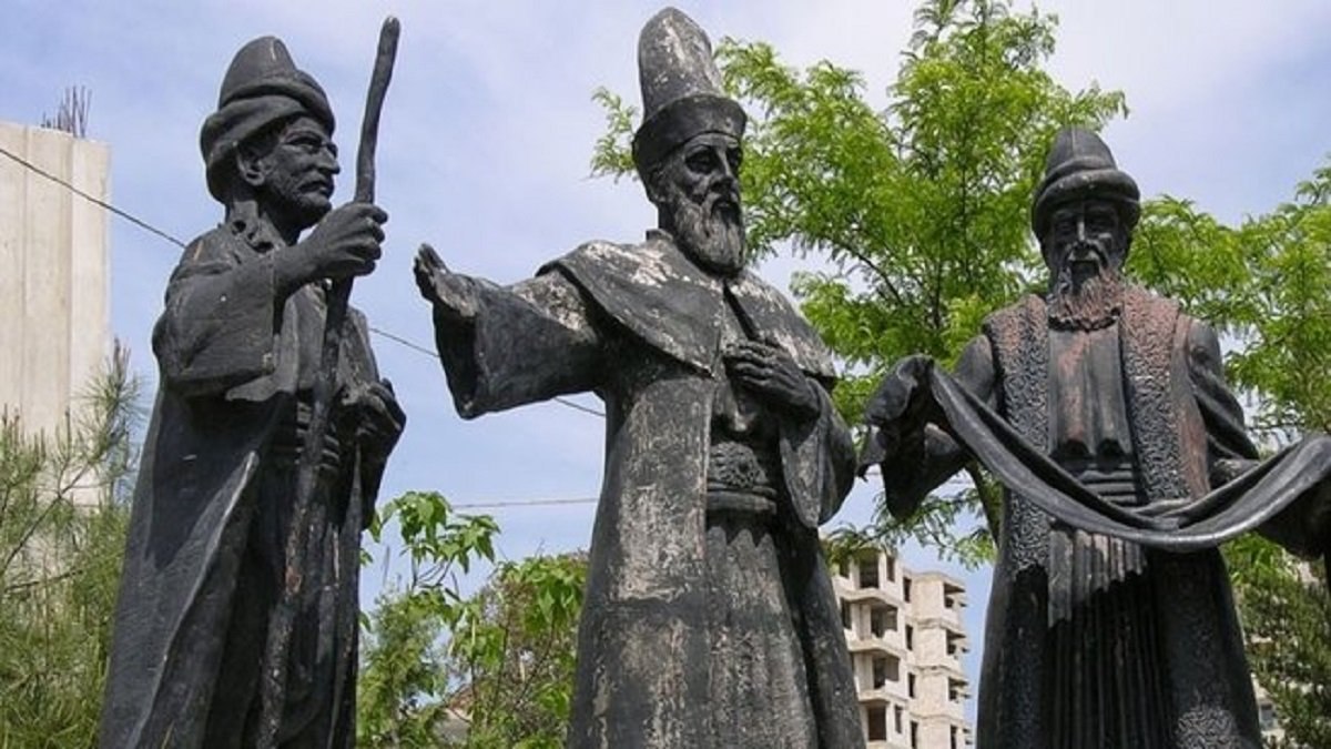 YKS'ye damga vurdu: Marangozluk yapan din adamı kimdir?