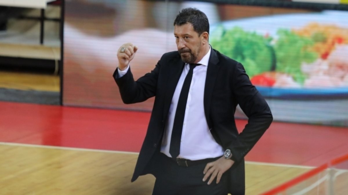 Ufuk Sarıca, 12 Dev Adam'a inanıyor