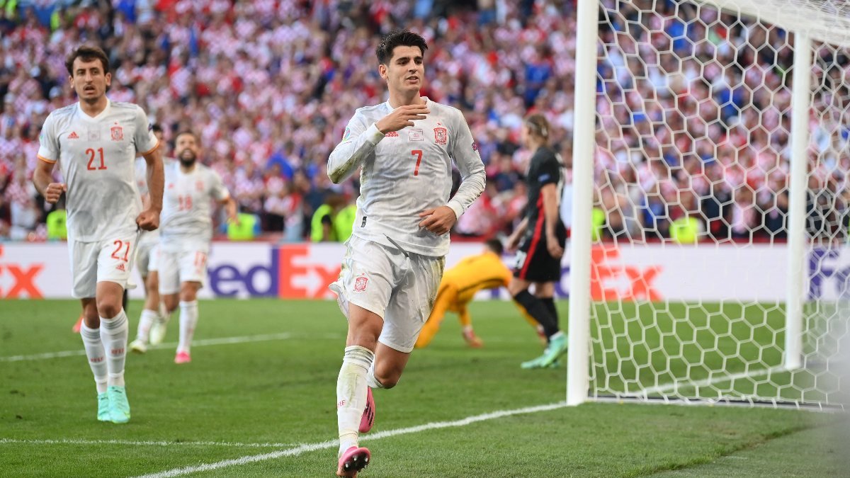 İspanya, Hırvatistan'ı 5 golle mağlup etti