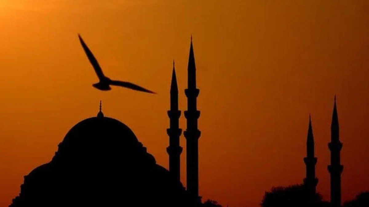 Arife günü resmi tatil mi? Kurban arifesi hangi güne denk geliyor?