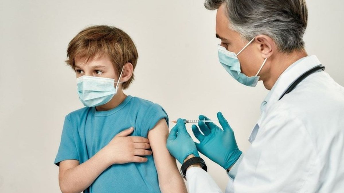 BioNTech 2 yaş üstü çocuklara aşı için başvuruya hazırlanıyor